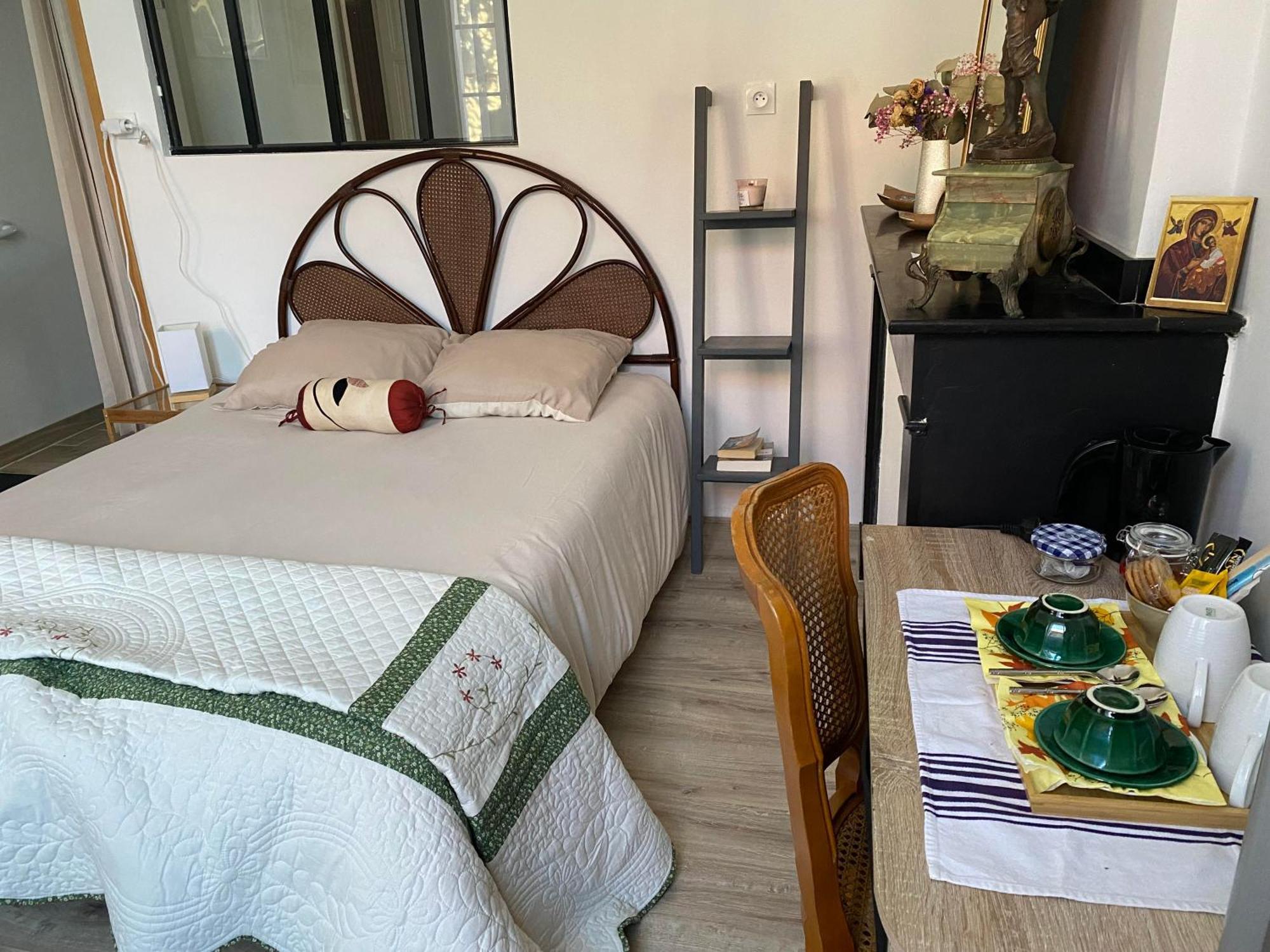 Au Jardin Bed & Breakfast Моасак Екстериор снимка